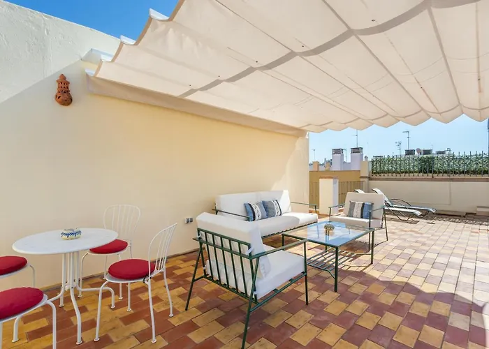 Genteel Home Campamento Sevilla